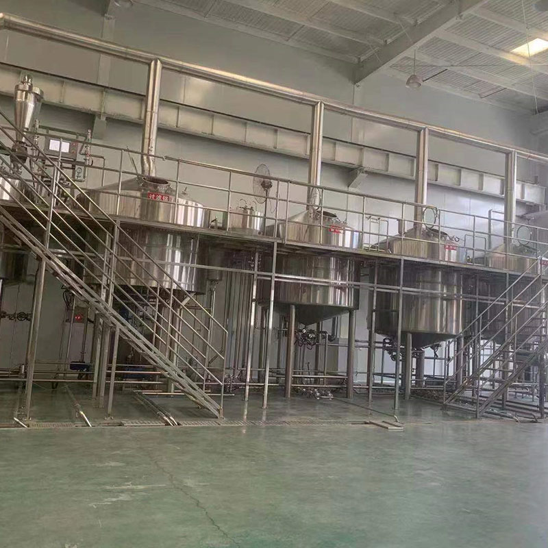 伊通精酿啤酒设备厂—平面布置、设备设计、制造、调试、培训等一条龙服务_COPY